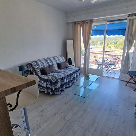 Charmant Petit Studio A 100 M De La Mer Cagnes-sur-Mer Exterior photo